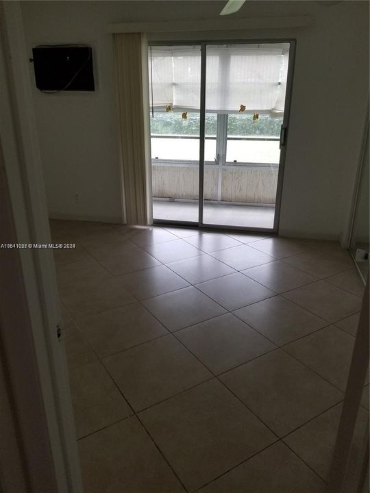 En Venta: $89,900 (1 camas, 1 baños, 585 Pies cuadrados)