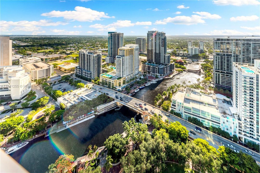 River, Skyline & Sunset Views