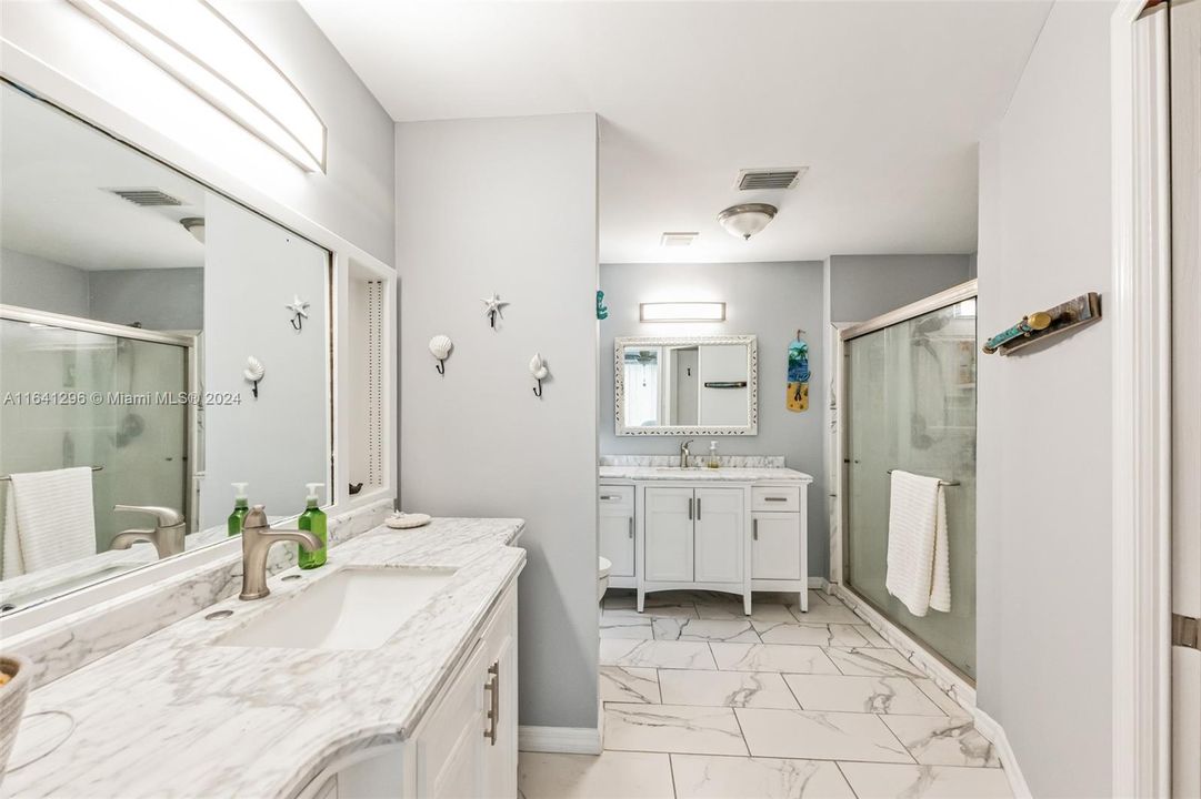 For Sale: $579,900 (3 beds, 2 baths, 2576 Square Feet)