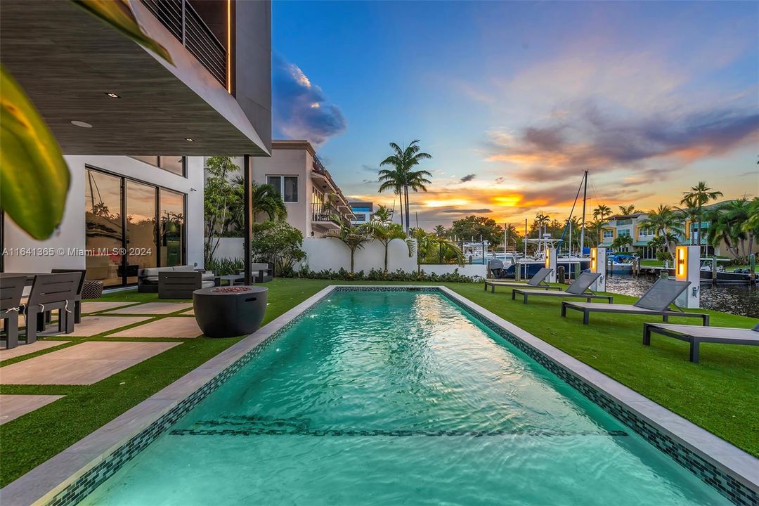 En Venta: $5,395,000 (4 camas, 4 baños, 4356 Pies cuadrados)