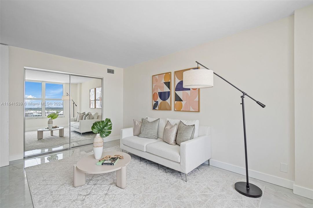 Recently Sold: $595,000 (2 beds, 2 baths, 1270 Square Feet)