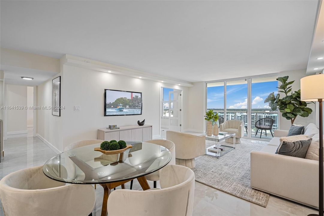 Recently Sold: $595,000 (2 beds, 2 baths, 1270 Square Feet)