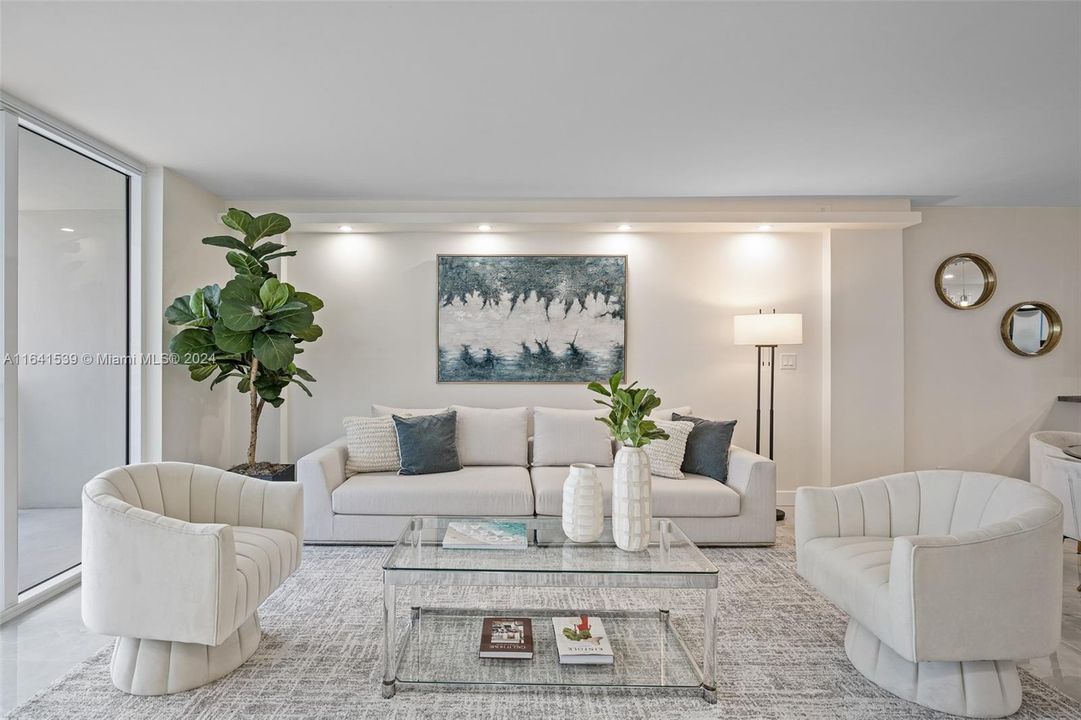 Recently Sold: $595,000 (2 beds, 2 baths, 1270 Square Feet)