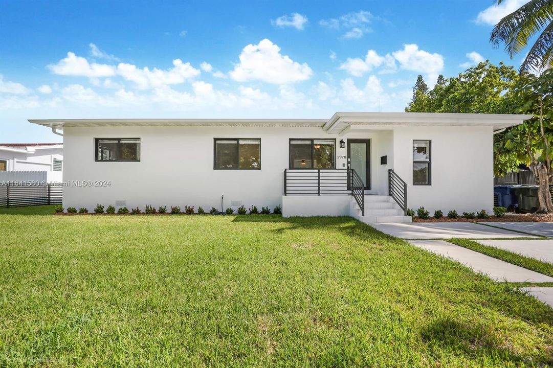 Recently Rented: $5,150 (3 beds, 2 baths, 1432 Square Feet)