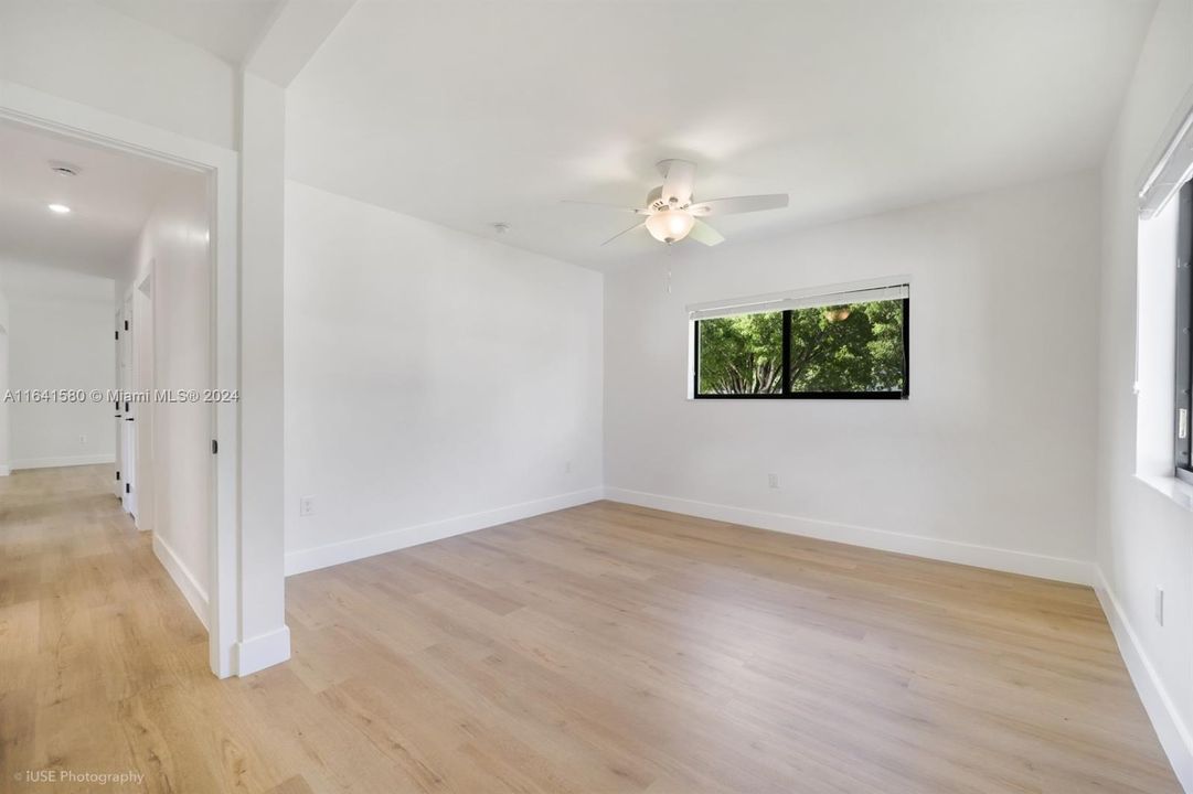 Recently Rented: $5,150 (3 beds, 2 baths, 1432 Square Feet)