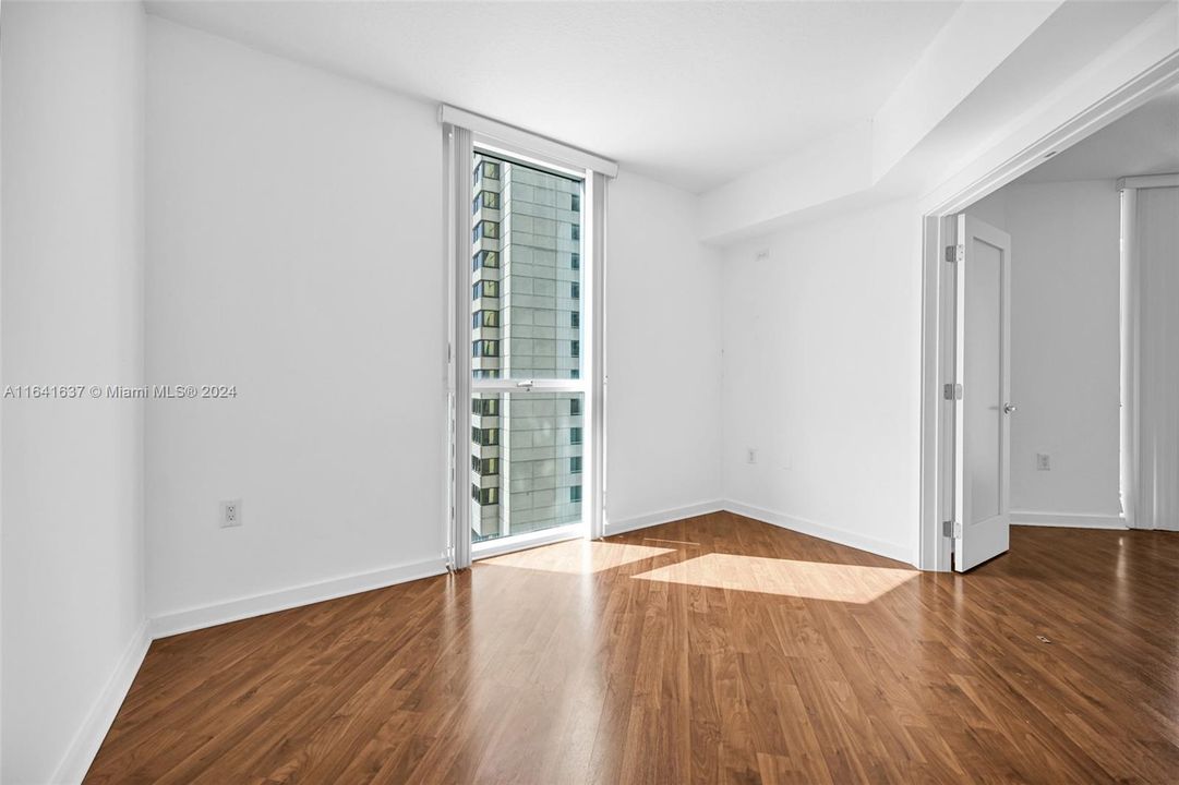 Recently Rented: $2,400 (1 beds, 1 baths, 657 Square Feet)