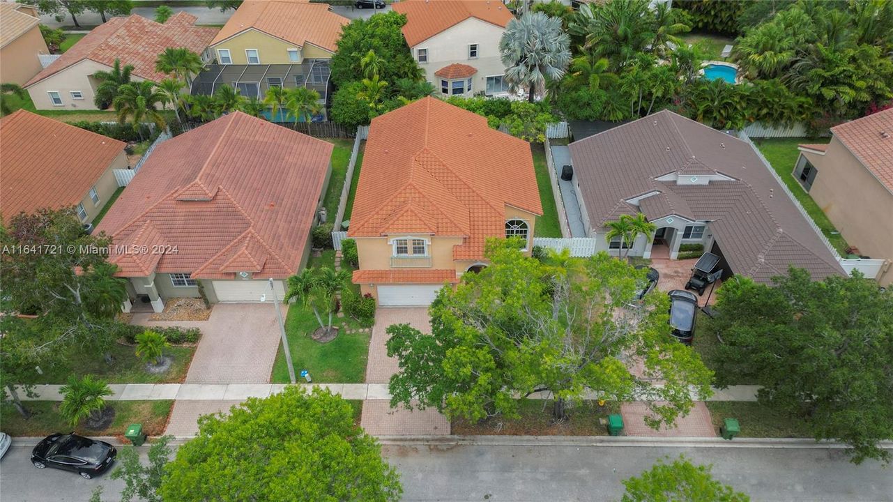 Recently Rented: $4,500 (4 beds, 3 baths, 2587 Square Feet)