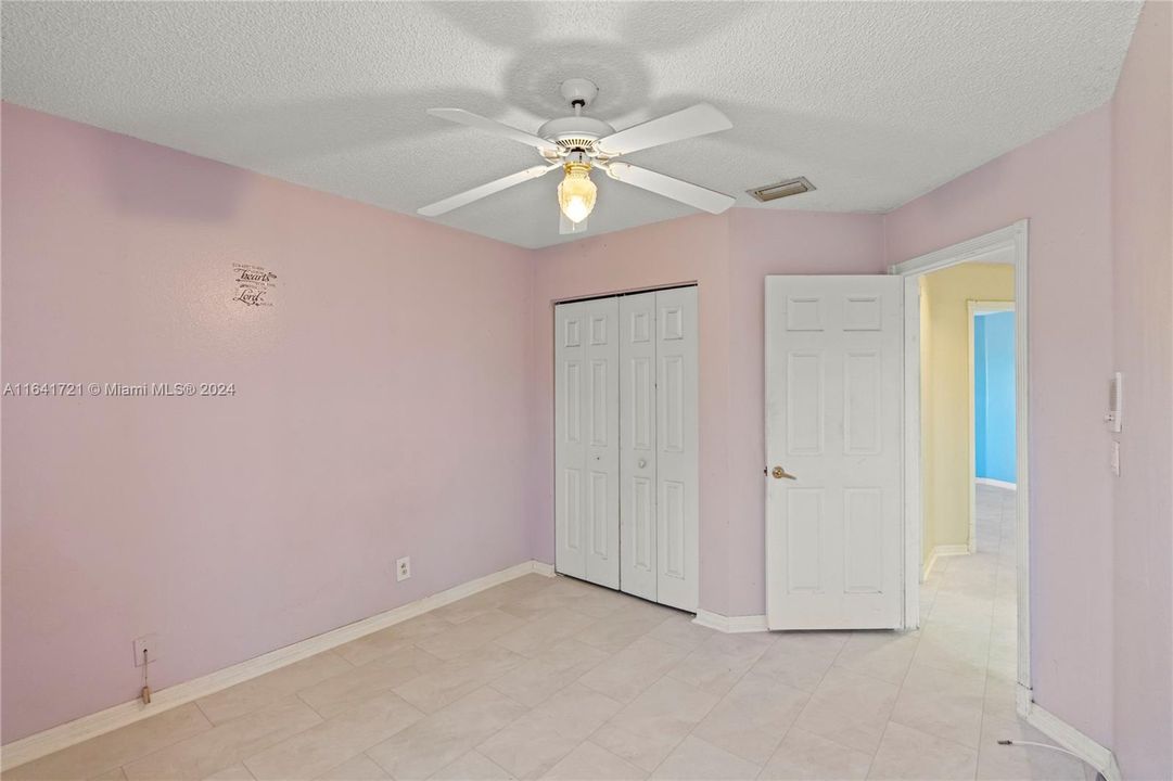 Recently Rented: $4,500 (4 beds, 3 baths, 2587 Square Feet)