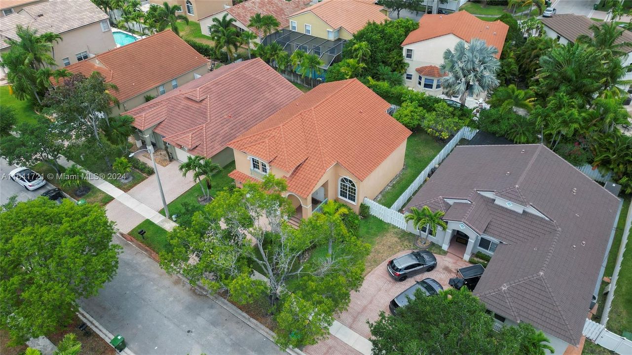 Recently Rented: $4,500 (4 beds, 3 baths, 2587 Square Feet)