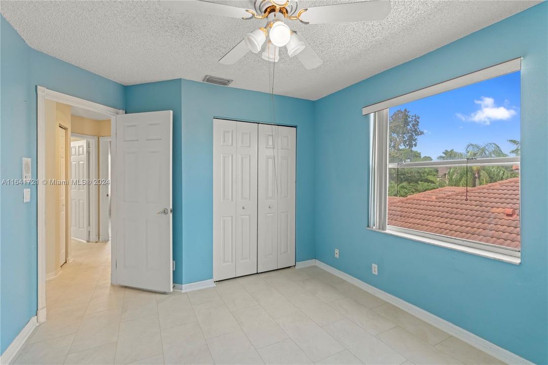 Recently Rented: $4,500 (4 beds, 3 baths, 2587 Square Feet)