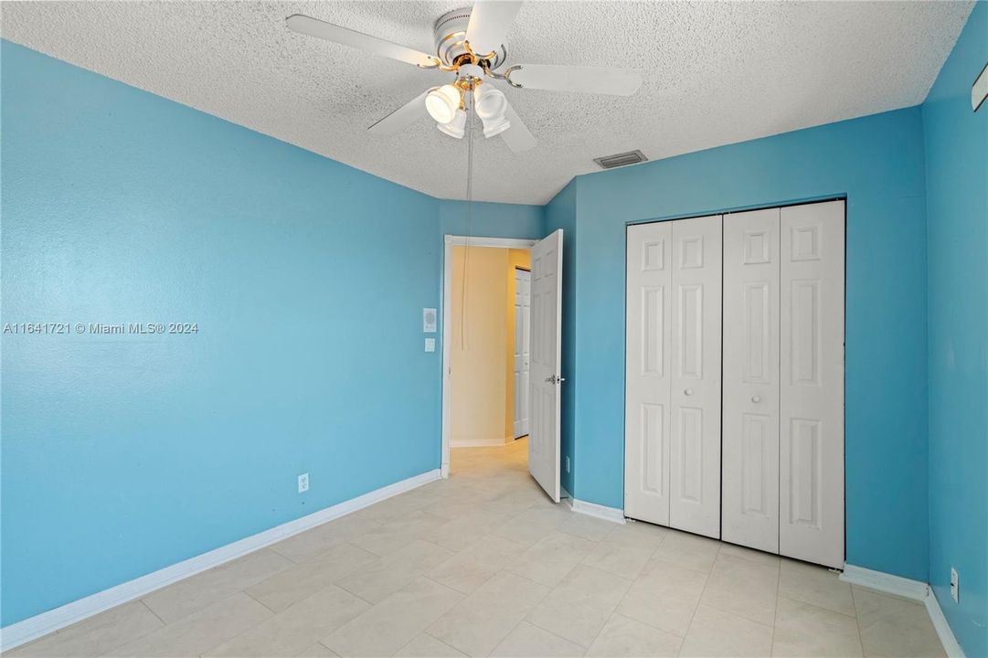 Recently Rented: $4,500 (4 beds, 3 baths, 2587 Square Feet)