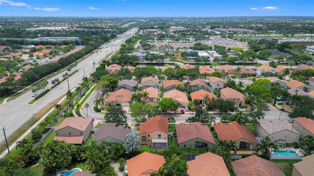 Recently Rented: $4,500 (4 beds, 3 baths, 2587 Square Feet)