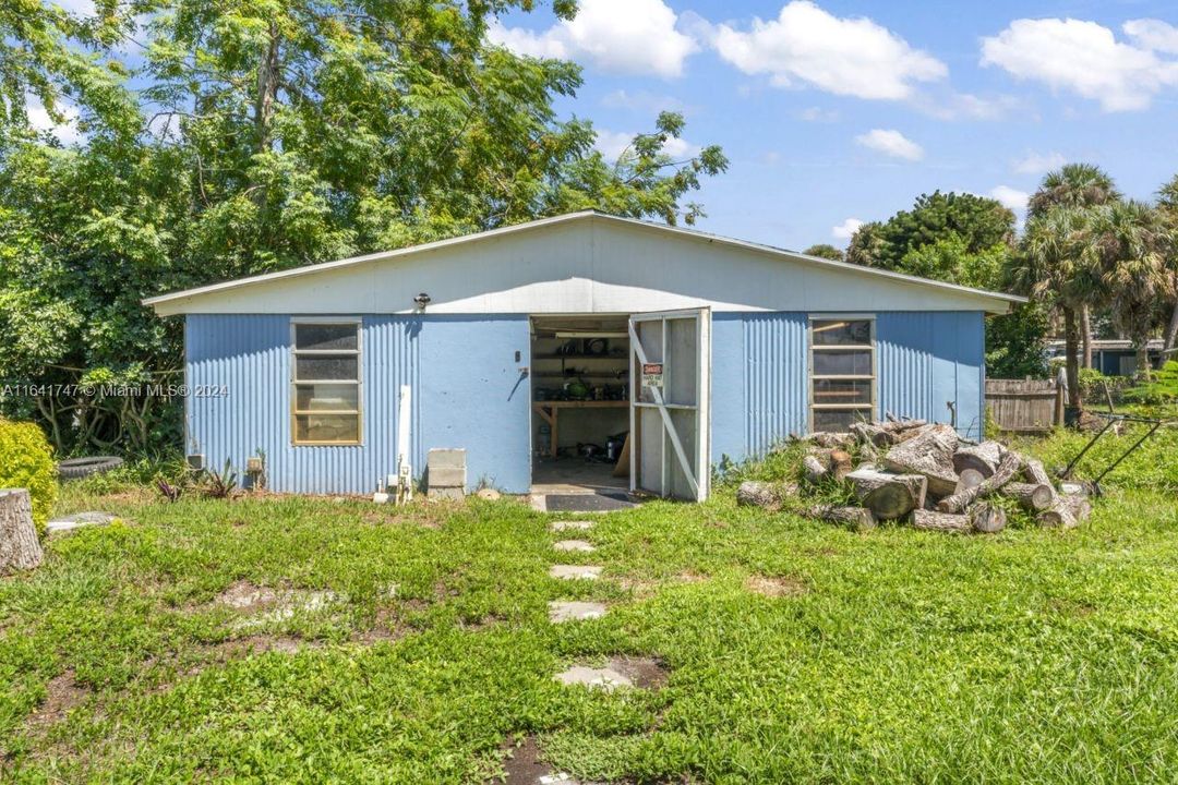 Недавно продано: $293,000 (2 спален, 3 ванн, 1506 Квадратных фут)