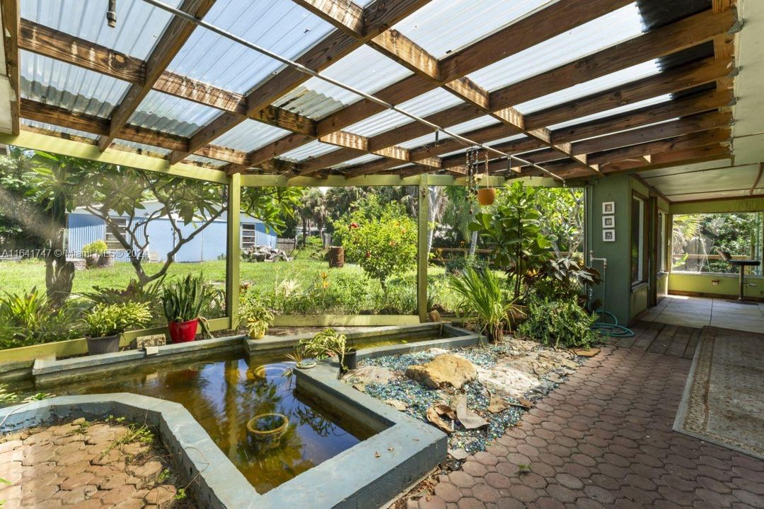 Недавно продано: $293,000 (2 спален, 3 ванн, 1506 Квадратных фут)