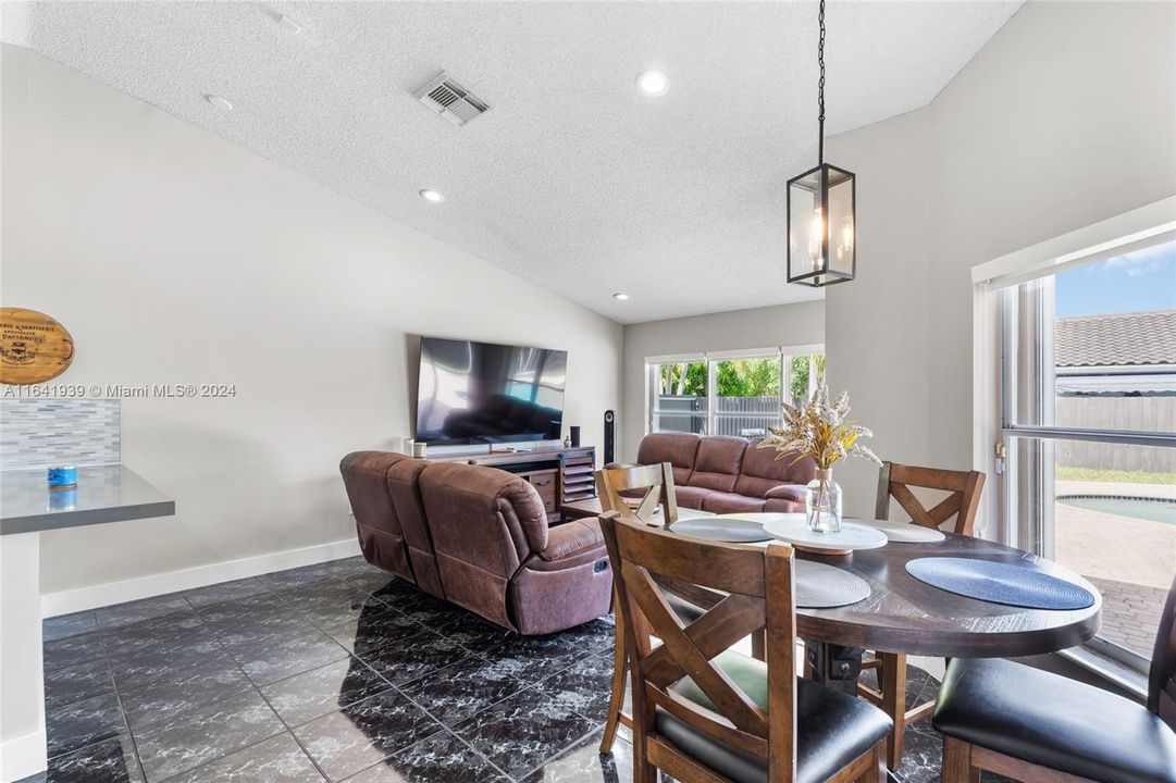 Active With Contract: $725,000 (4 beds, 2 baths, 2077 Square Feet)