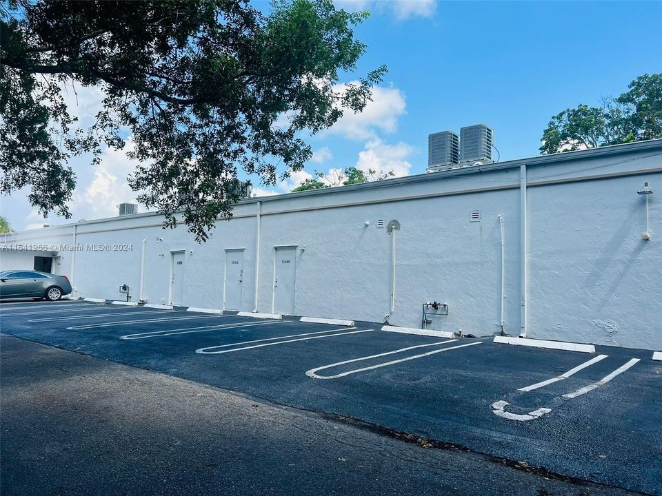 Recently Rented: $3,330 (0 beds, 0 baths, 0 Square Feet)