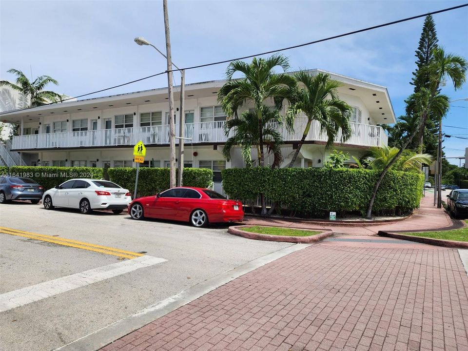 最近租的: $1,550 (0 贝兹, 1 浴室, 402 平方英尺)