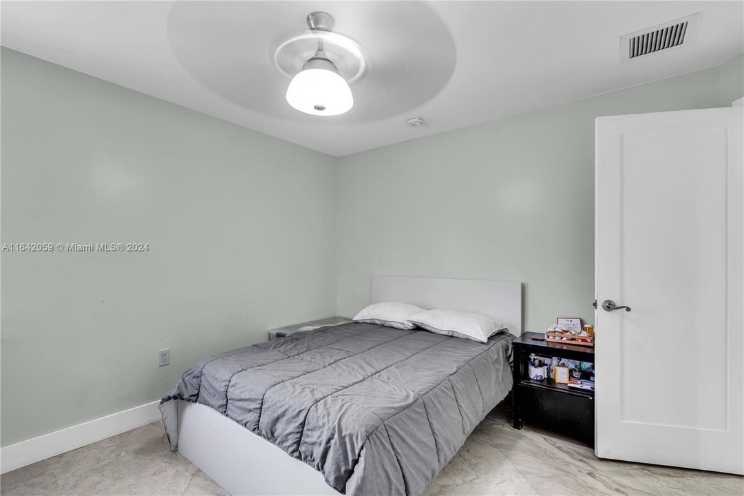 For Sale: $709,500 (4 beds, 2 baths, 1691 Square Feet)