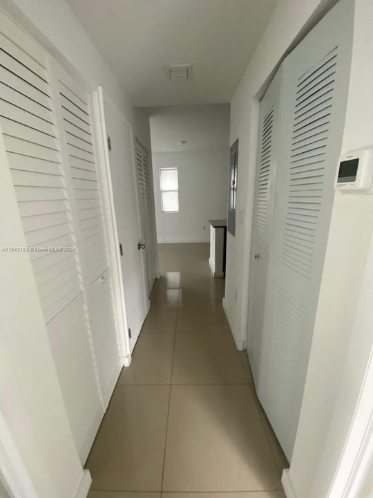 Recently Rented: $2,650 (3 beds, 2 baths, 1240 Square Feet)