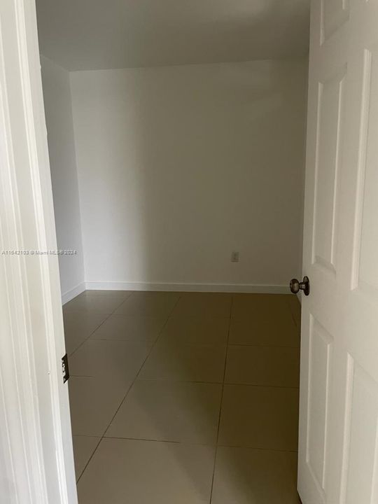 Recently Rented: $2,650 (3 beds, 2 baths, 1240 Square Feet)