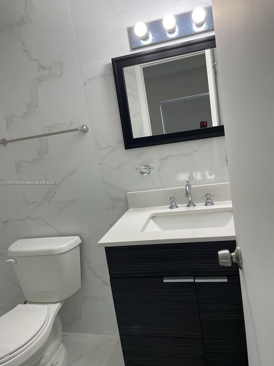 Recently Rented: $2,650 (3 beds, 2 baths, 1240 Square Feet)