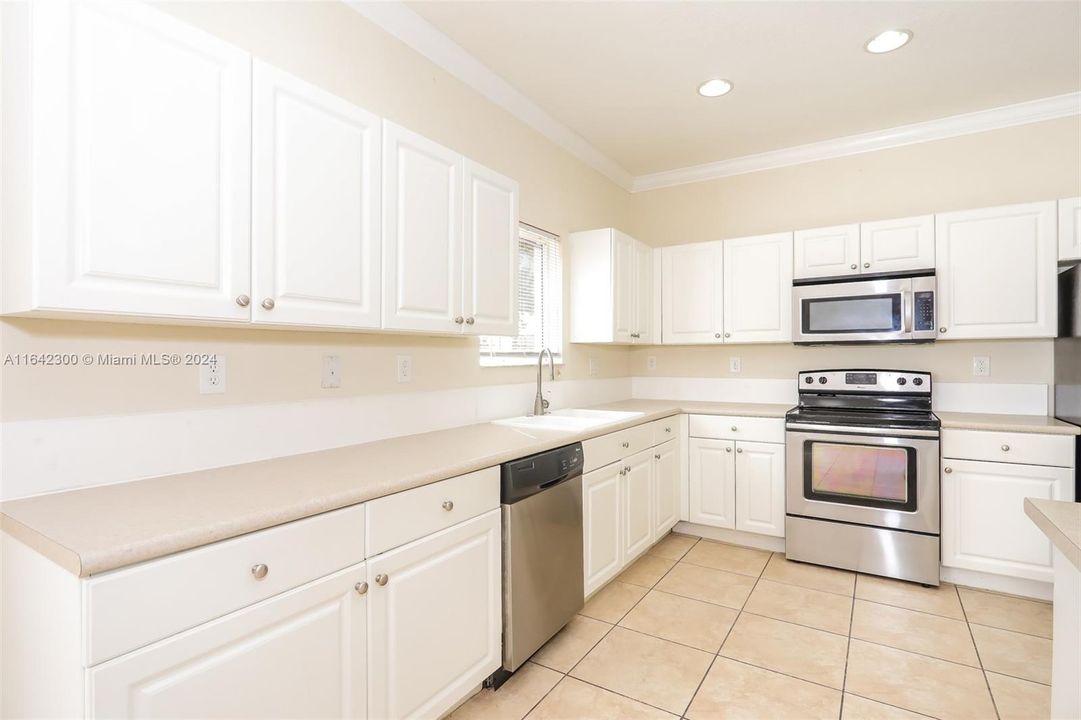 Active With Contract: $3,140 (4 beds, 2 baths, 2429 Square Feet)