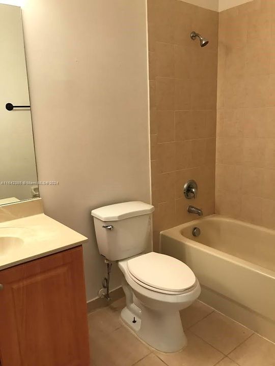 Active With Contract: $2,450 (3 beds, 2 baths, 1564 Square Feet)