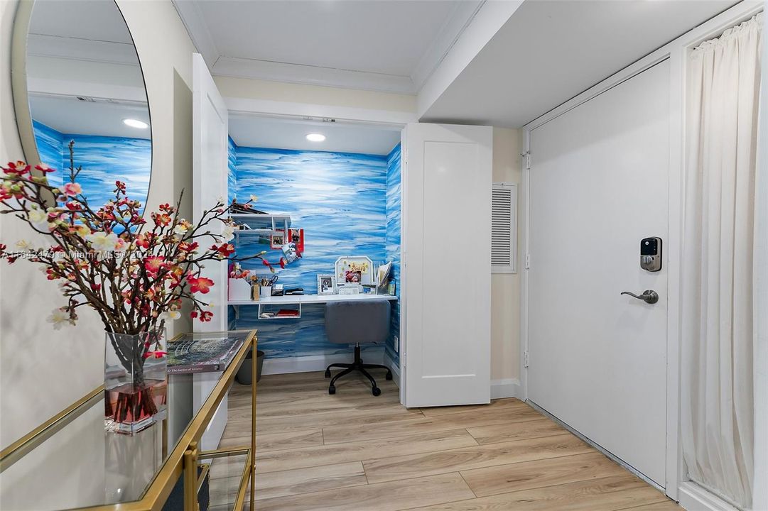 Recently Sold: $825,000 (2 beds, 2 baths, 1400 Square Feet)