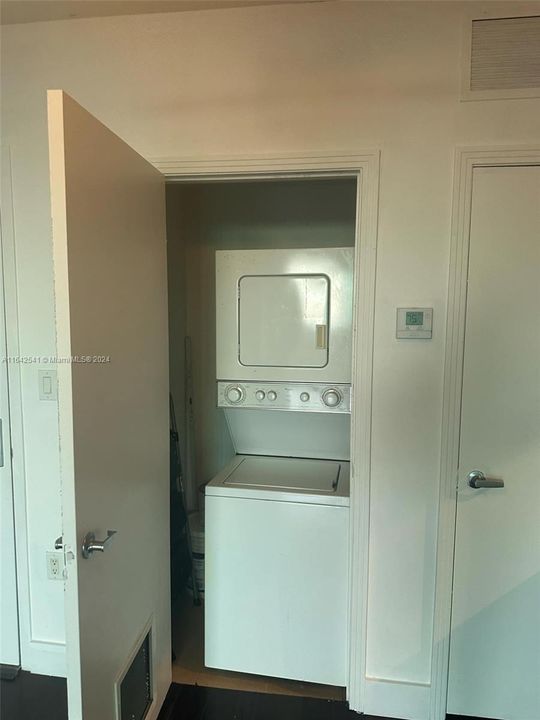 Recently Rented: $2,250 (1 beds, 1 baths, 797 Square Feet)