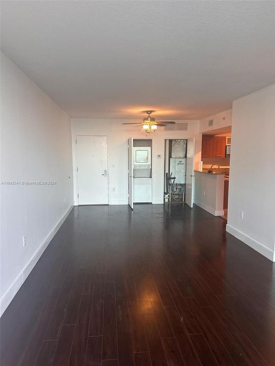 Recently Rented: $2,250 (1 beds, 1 baths, 797 Square Feet)