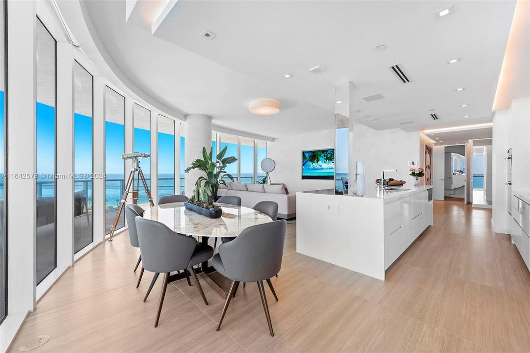 Active With Contract: $13,250,000 (3 beds, 3 baths, 2508 Square Feet)