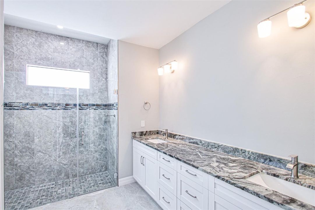 For Sale: $435,000 (3 beds, 2 baths, 1883 Square Feet)