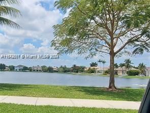 Active With Contract: $4,100 (3 beds, 2 baths, 1616 Square Feet)