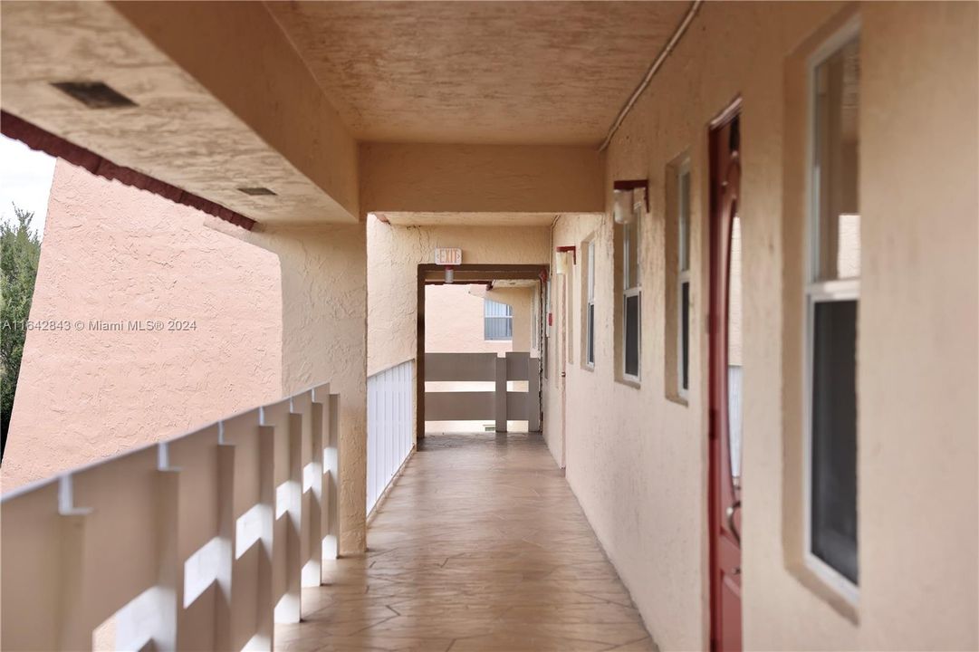 Недавно арендовано: $1,495 (2 спален, 2 ванн, 930 Квадратных фут)