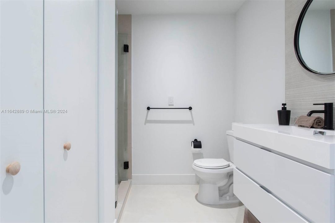 На продажу: $900,000 (1 спален, 1 ванн, 938 Квадратных фут)