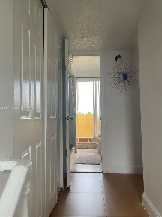 Recientemente alquilado: $2,300 (2 camas, 1 baños, 948 Pies cuadrados)