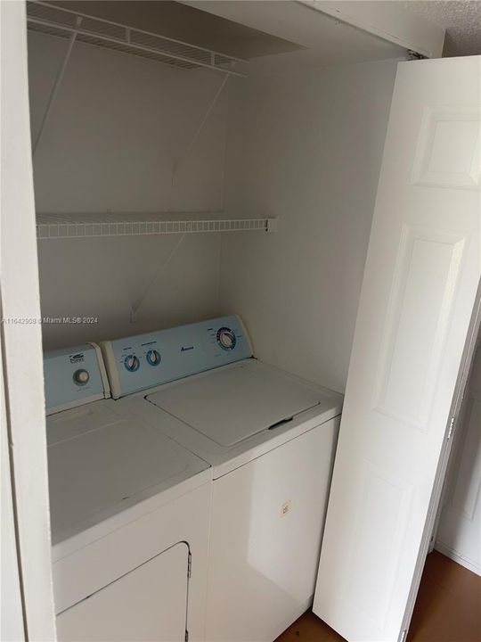 Recientemente alquilado: $2,300 (2 camas, 1 baños, 948 Pies cuadrados)