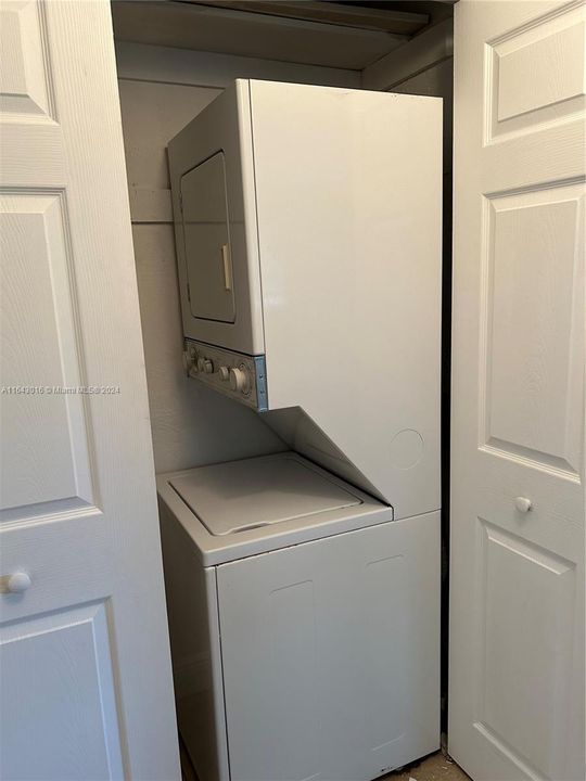 Washer/dryer in hall closet