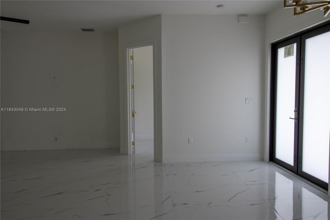 En Venta: $399,900 (3 camas, 2 baños, 0 Pies cuadrados)