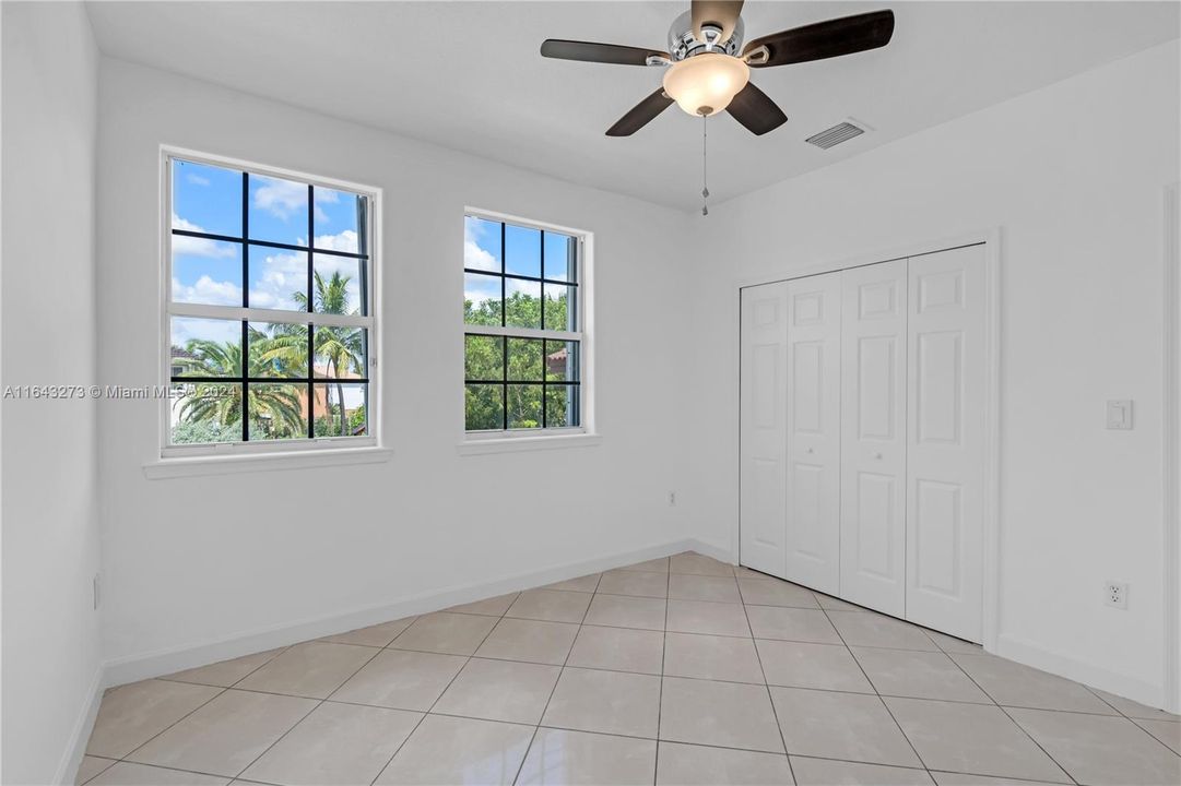 Active With Contract: $825,000 (4 beds, 3 baths, 2769 Square Feet)