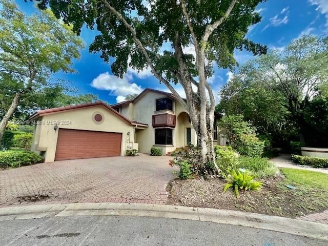 For Sale: $654,000 (3 beds, 3 baths, 2303 Square Feet)