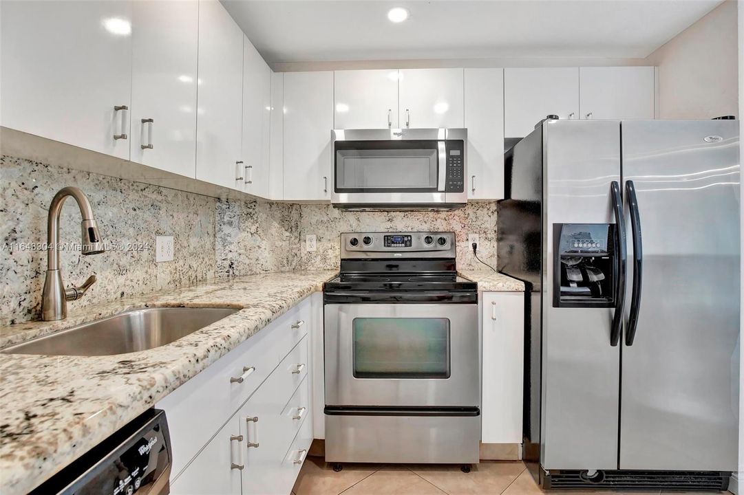 Recently Sold: $479,500 (2 beds, 2 baths, 1240 Square Feet)