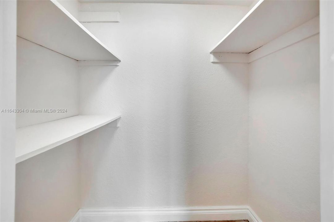 Recently Sold: $479,500 (2 beds, 2 baths, 1240 Square Feet)