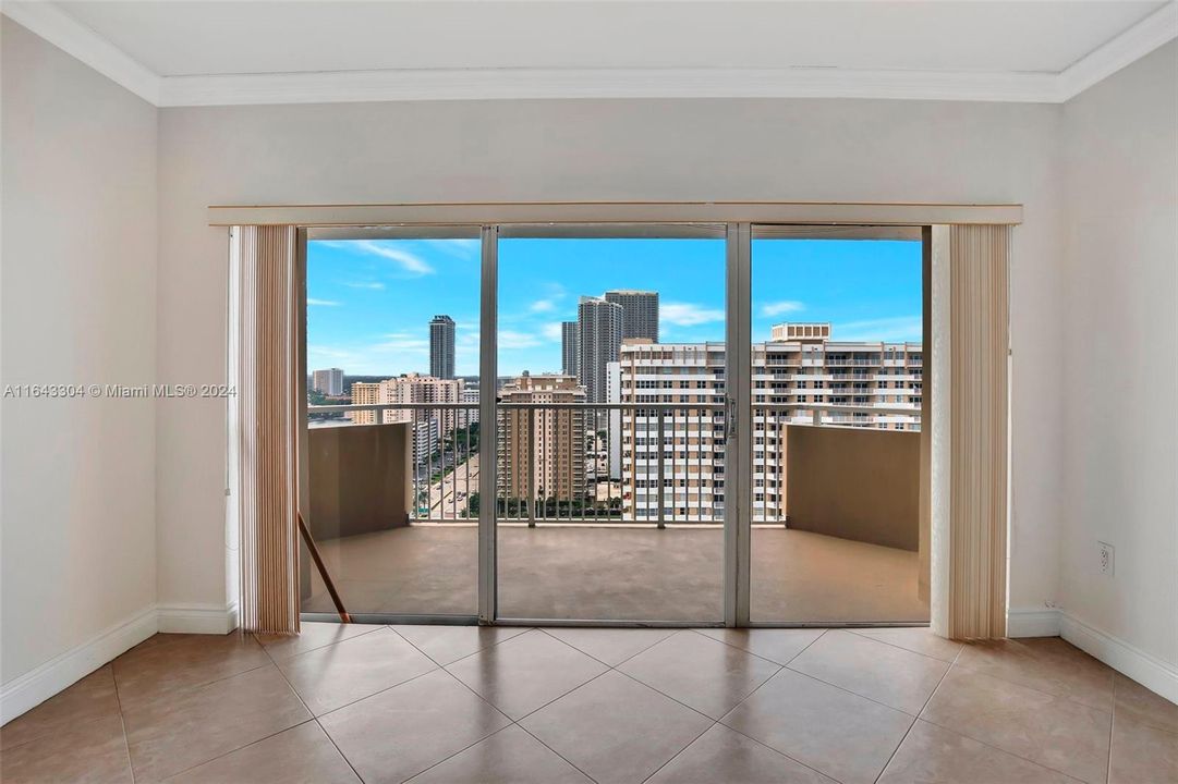 Recently Sold: $479,500 (2 beds, 2 baths, 1240 Square Feet)