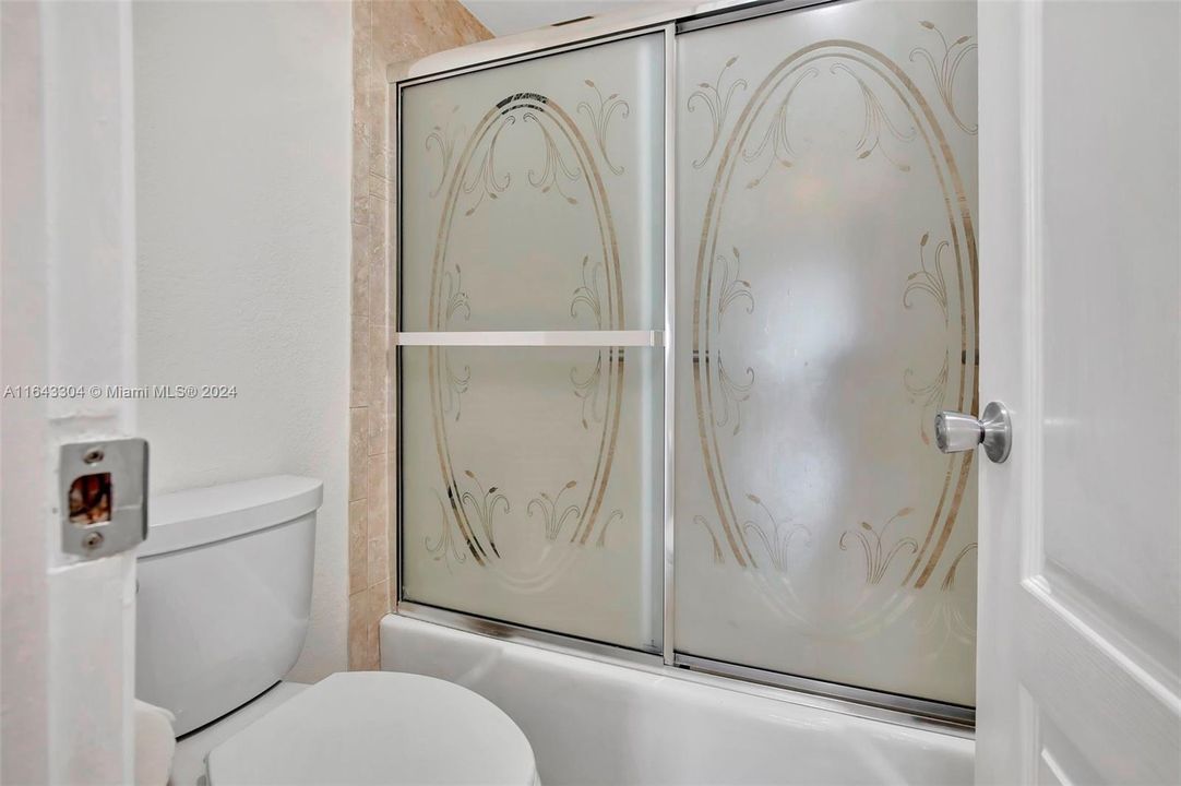 Recently Sold: $479,500 (2 beds, 2 baths, 1240 Square Feet)