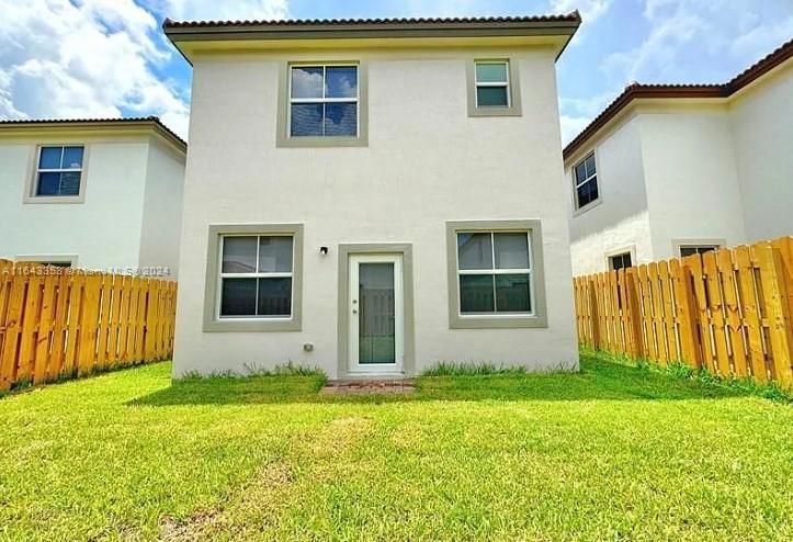 Active With Contract: $4,250 (4 beds, 2 baths, 1983 Square Feet)