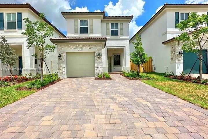 Active With Contract: $4,250 (4 beds, 2 baths, 1820 Square Feet)