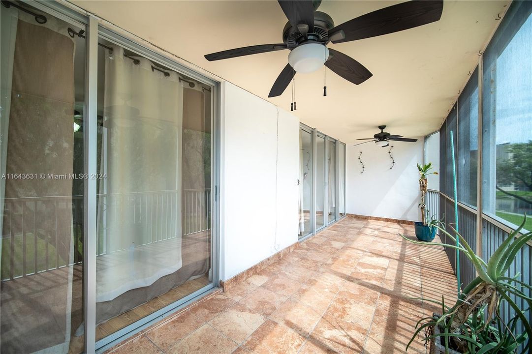 For Sale: $240,000 (2 beds, 2 baths, 1674 Square Feet)