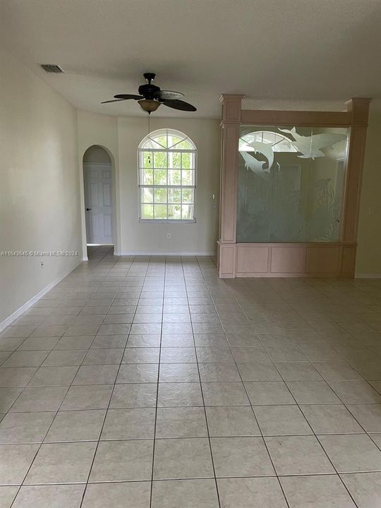 For Rent: $3,200 (4 beds, 3 baths, 2073 Square Feet)