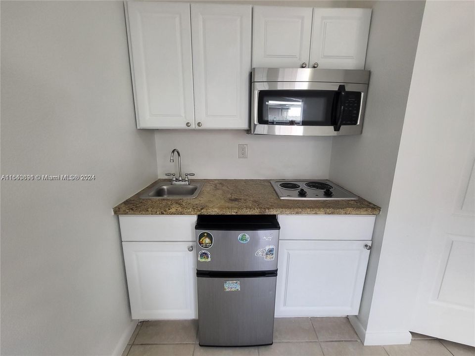 For Rent: $1,150 (0 beds, 1 baths, 0 Square Feet)